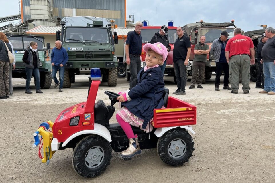 foerderverein-krebskranke-kinder-freiburg-unimog-4